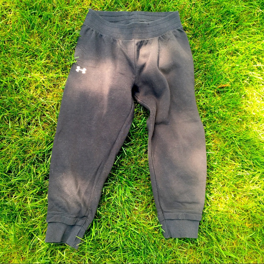 Under Armour Cropped Sweatpants